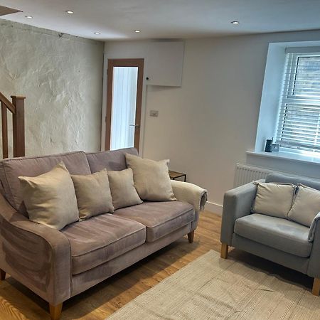 Cosy Modern Miners Cottage Llanllechid Luaran gambar