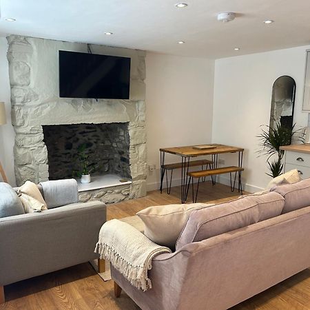 Cosy Modern Miners Cottage Llanllechid Luaran gambar