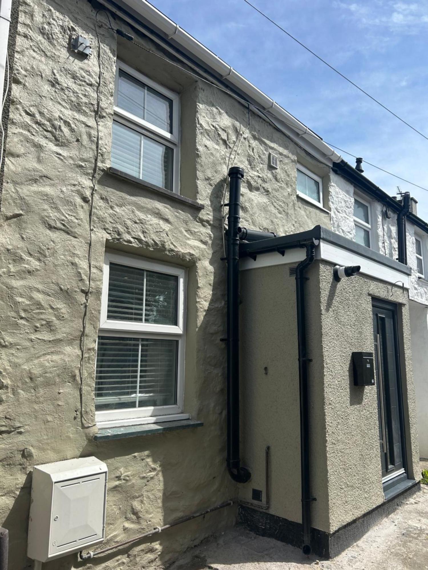 Cosy Modern Miners Cottage Llanllechid Luaran gambar